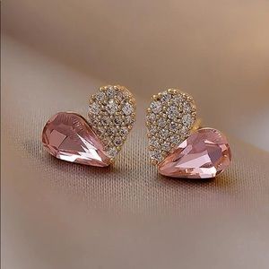 Rhinestone Heart Stud Earrings